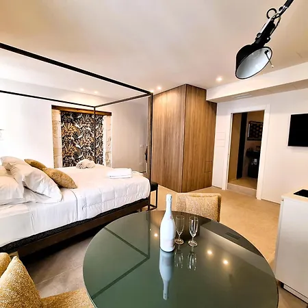 Rial Collection Luxury